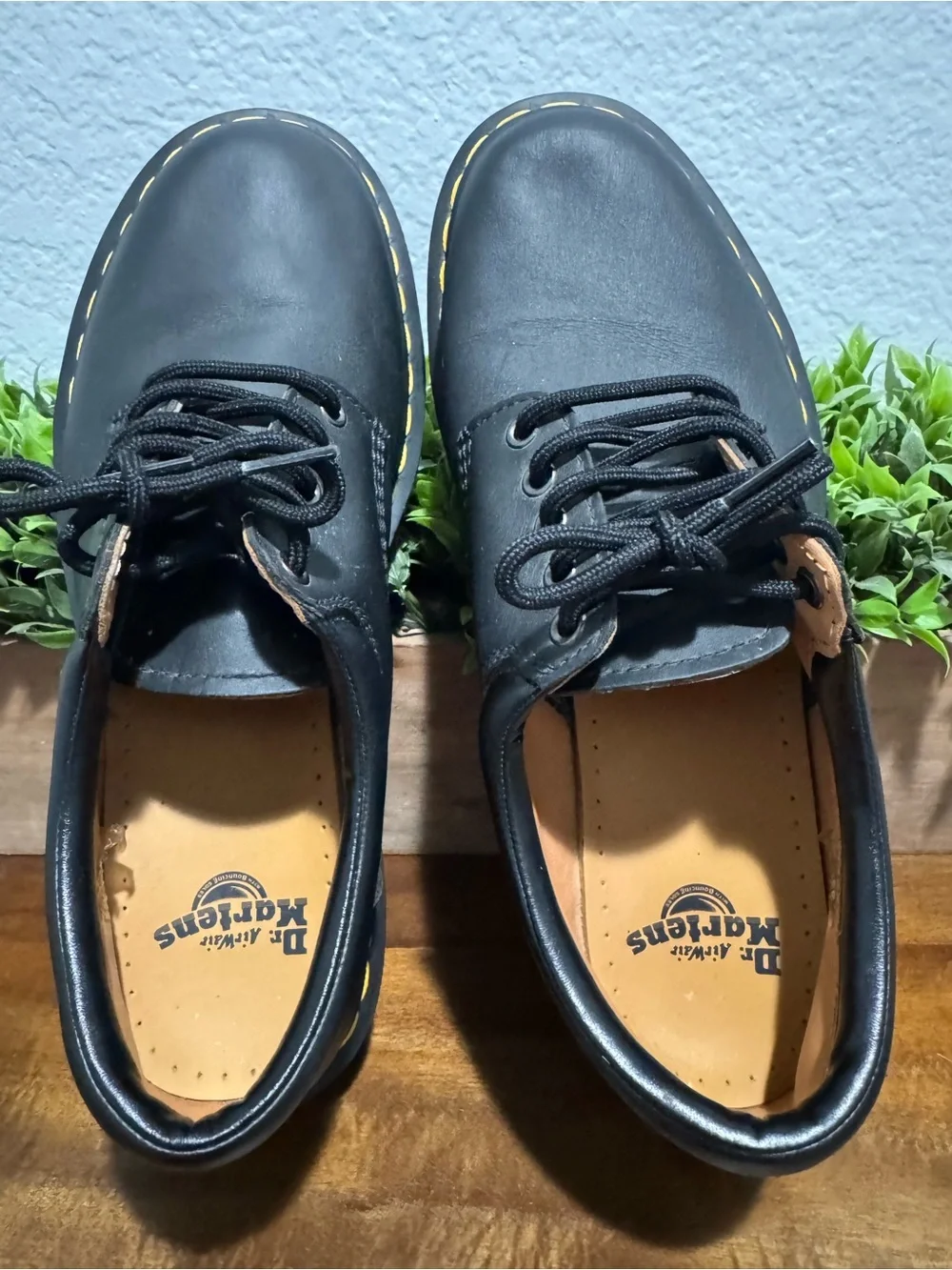 N/A dr martens
